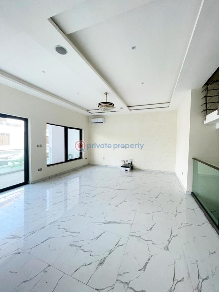 Flamboyant 4 bedrooms terrace duplex with swimming pool &bq - 25 4 bedroom Terrace For Sale Banana Island Ikoyi Lagos - 25
