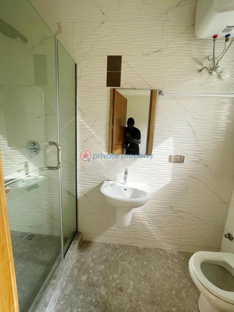 Flamboyant 4 bedrooms terrace duplex with swimming pool &bq - 12 4 bedroom Terrace For Sale Banana Island Ikoyi Lagos - 12