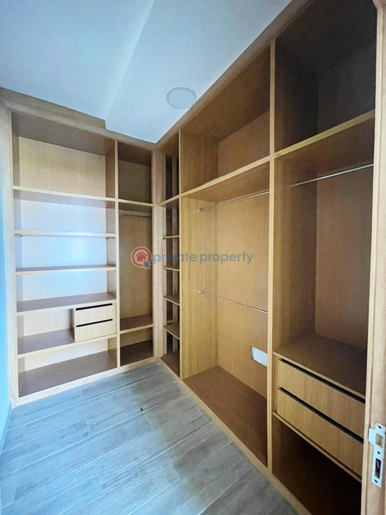 Flamboyant 4 bedrooms terrace duplex with swimming pool &bq - 3 4 bedroom Terrace For Sale Banana Island Ikoyi Lagos - 3