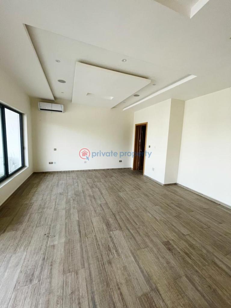 Flamboyant 4 bedrooms terrace duplex with swimming pool &bq - 18 4 bedroom Terrace For Sale Banana Island Ikoyi Lagos - 18