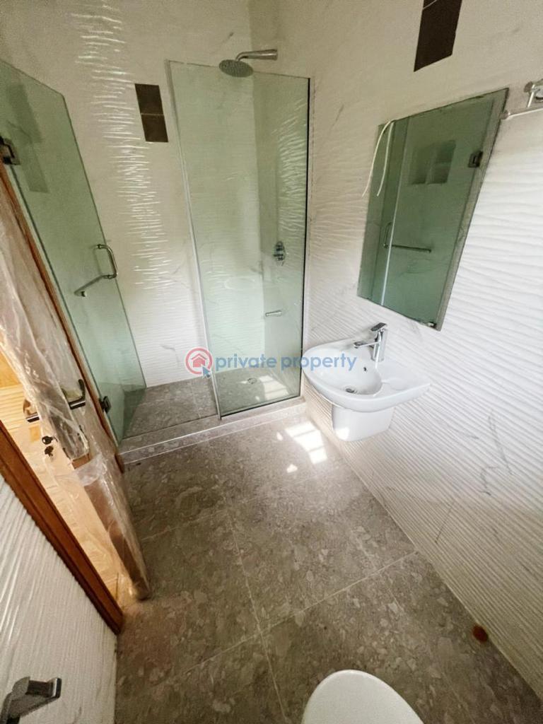 Flamboyant 4 bedrooms terrace duplex with swimming pool &bq - 10 4 bedroom Terrace For Sale Banana Island Ikoyi Lagos - 10