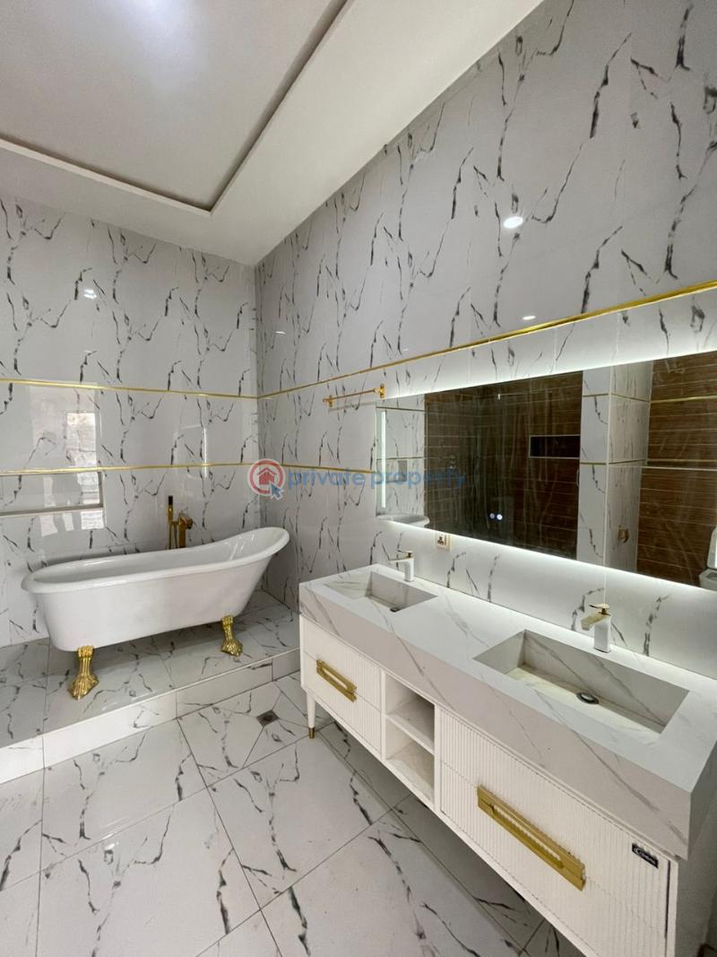 6 bedroom Duplex For Sale Pinnock Beach Estate Osapa London Lekki Lagos - 2