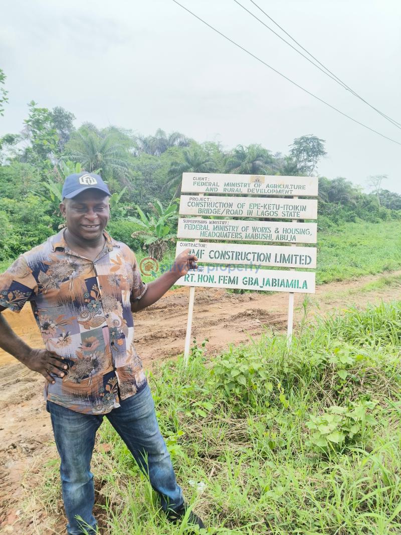 Land For Sale Directly Facing Itokin Epe Express Road Epe Lagos - 2