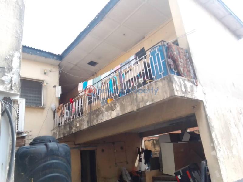 Flat & Apartment For Sale Eric Moore Surulere Lagos - 8