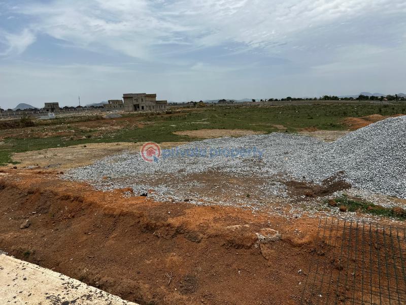 10 bedroom Mall/Complex/Plaza For Sale Train Station Idu Abuja Phase 4  - 5