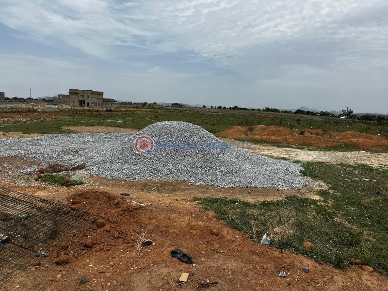 10 bedroom Mall/Complex/Plaza For Sale Train Station Idu Abuja Phase 4  - 2