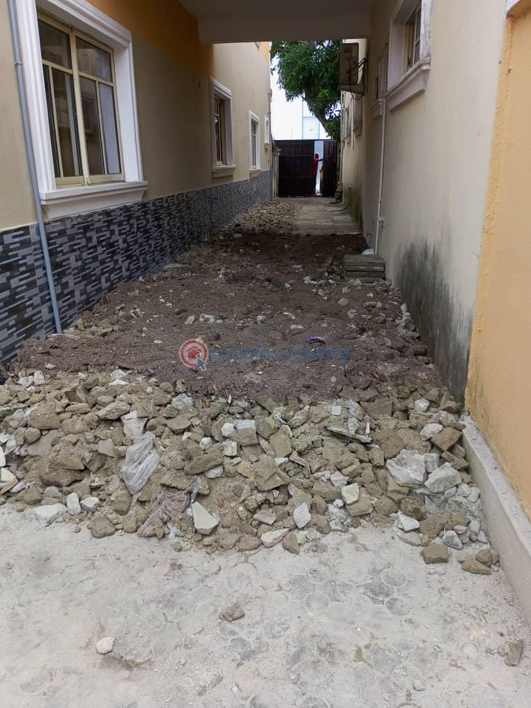 Bungalow For Rent Lekki Phase 1 Lagos