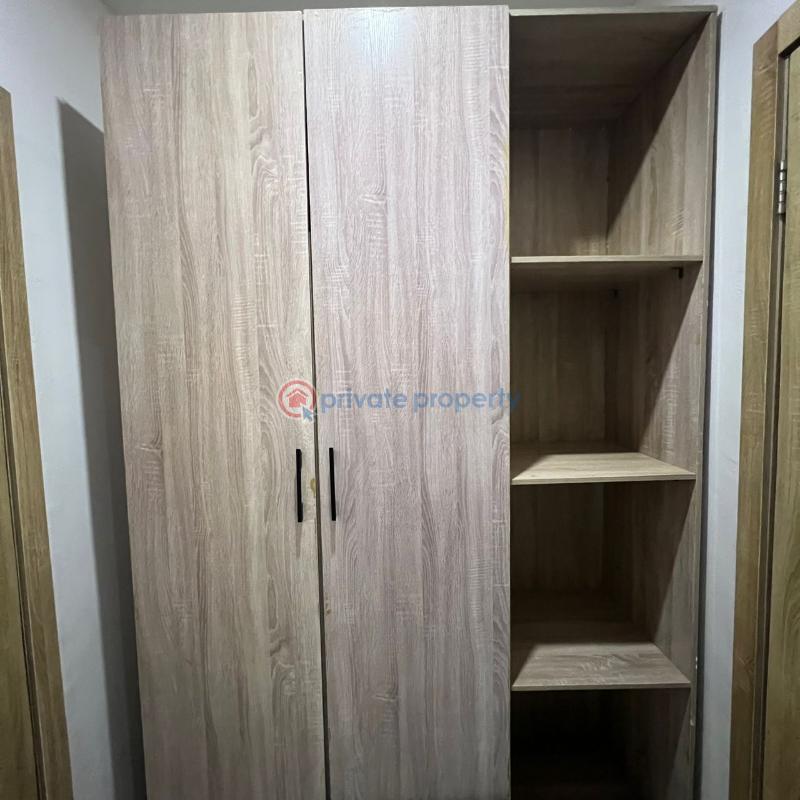 2 bedroom Block Of Flats For Rent Ilasan Lagos Island  - 5