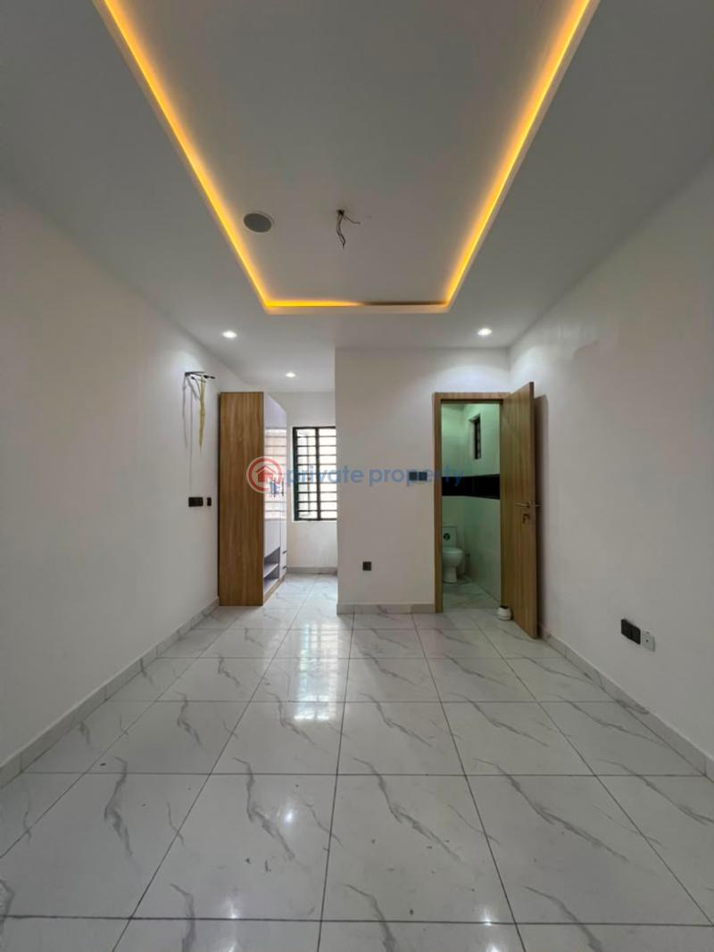 2 bedroom Block Of Flats For Rent Ilasan Lekki Lagos - 2