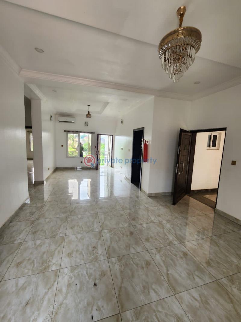 3 bedroom Block Of Flats For Rent Onireke Jericho Gra Ibadan Oyo - 2