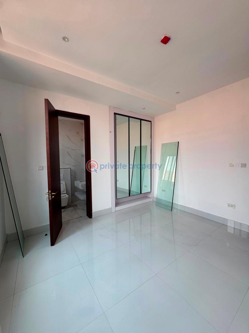 3 bedroom Block Of Flats For Rent Lekki Phase 1 Lagos - 0