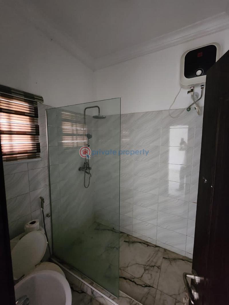 3 bedroom Block Of Flats For Rent Onireke Jericho Gra Ibadan Oyo - 1