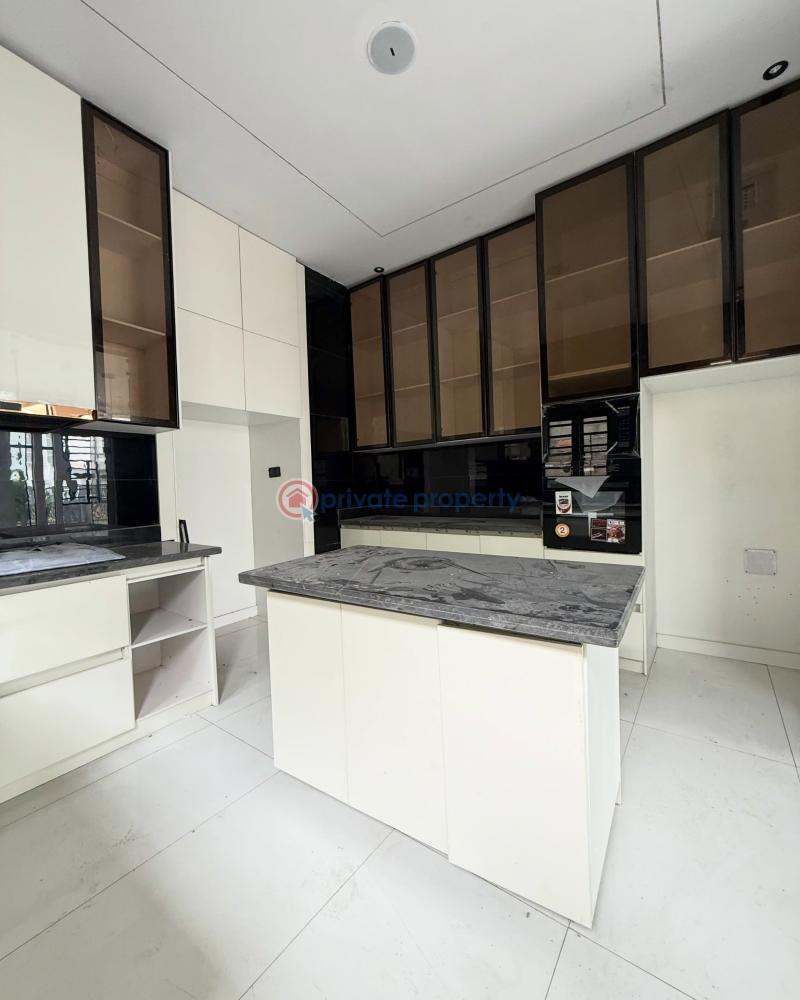 4 bedroom Semi detached Duplex For Rent Ikota Lekki Lagos - 3