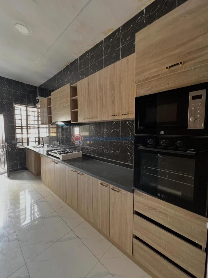 4 bedroom Semi detached Duplex For Rent Mobile Road Ilaje Ajah Lagos - 3
