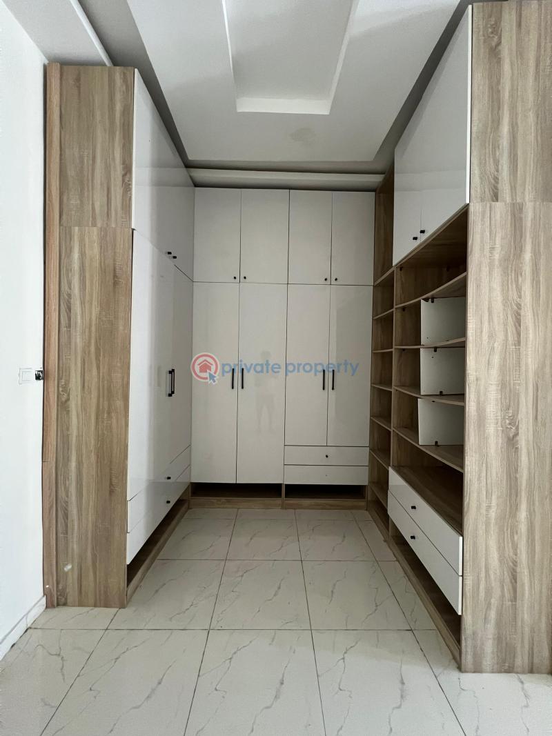4 bedroom Terraced Duplex For Rent Ikota Lekki Lagos - 3