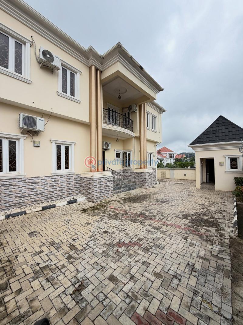 6 bedroom Semi detached Duplex For Rent Guzape Abuja Phase 1  - 12