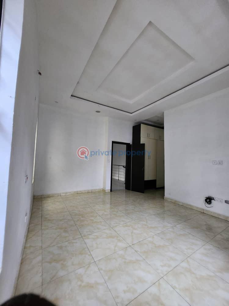 4 bedroom Semi detached Duplex For Rent Royal Pine Estate Gate 3 Lekki Phase 2 Lagos - 2