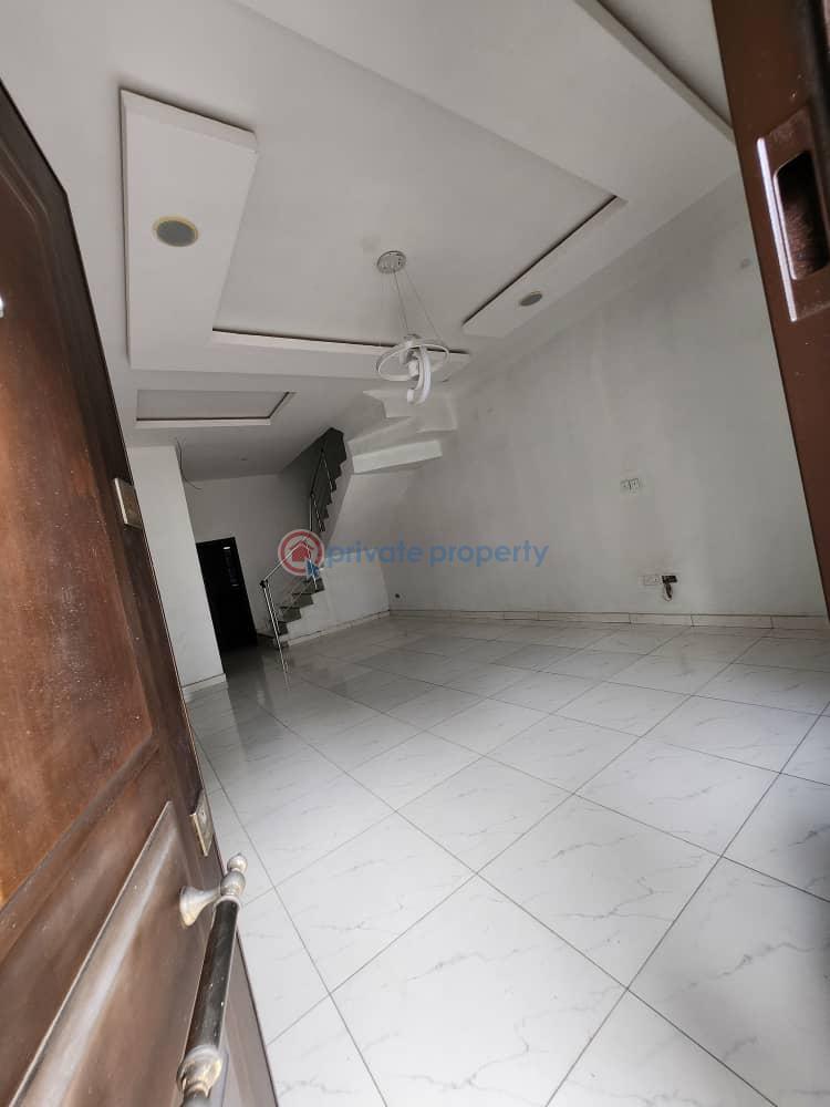 4 bedroom Semi detached Duplex For Rent Royal Pine Estate Gate 3 Lekki Phase 2 Lagos - 6