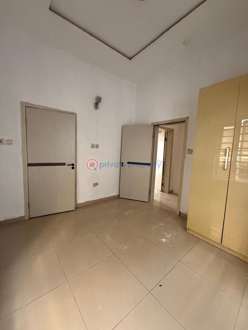 1 bedroom Block Of Flats For Rent Osapa London Lekki Lagos - 3