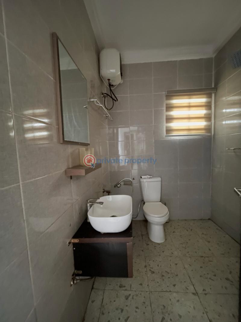 2 bedroom Flat & Apartment For Rent Jahi Abuja Phase 2  - 5