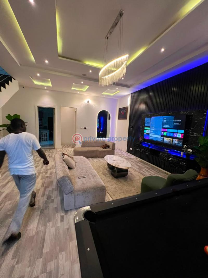 1 bedroom Mini Flat For Rent Orchid Road Lekki Phase 2 Lagos - 9