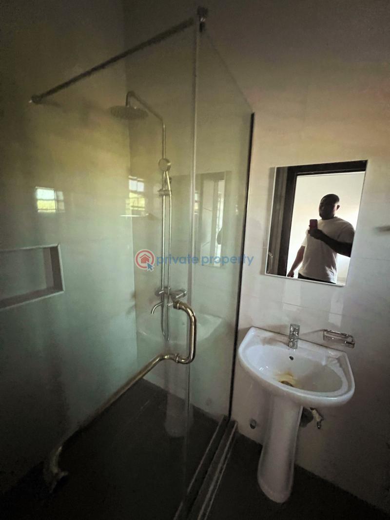 4 bedroom Block Of Flats For Rent Mobi Road, Ajah Ajah Lagos - 12