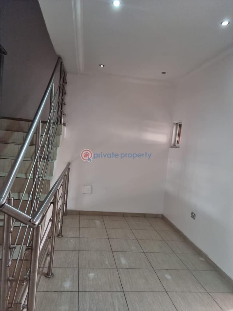 4 bedroom Duplex For Rent . Location: An Estate At Osapa Lekki Osapa Lekki Lagos - 6