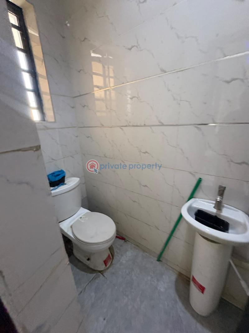 1 bedroom Block Of Flats For Rent Ologolo Lekki Lagos - 5