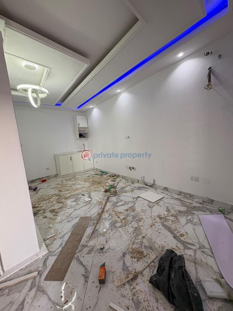 1 bedroom Block Of Flats For Rent Ologolo Lekki Lagos - 1