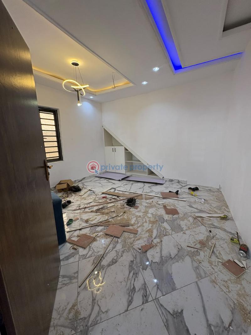 1 bedroom Block Of Flats For Rent Ologolo Lekki Lagos - 2