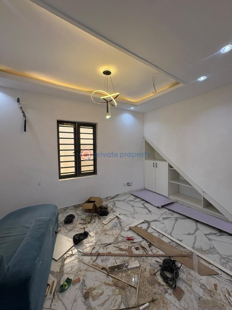 1 bedroom Block Of Flats For Rent Ologolo Lekki Lagos - 0