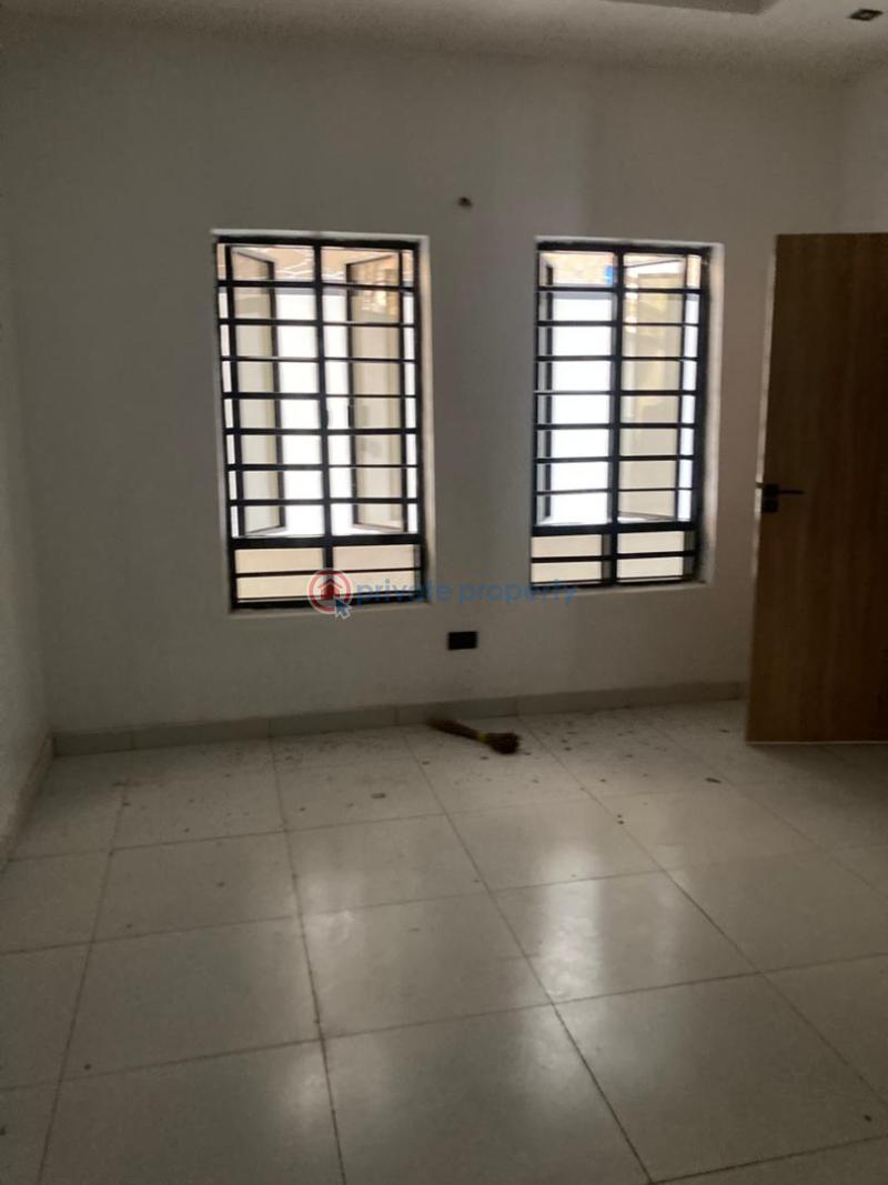1 bedroom Block Of Flats For Sale Ologolo Lekki Lagos - 4