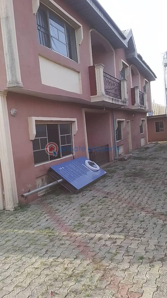 4 bedroom Townhouse For Sale Ajibode Behind University Of Ibadan. Ajibode Ibadan Oyo - 0