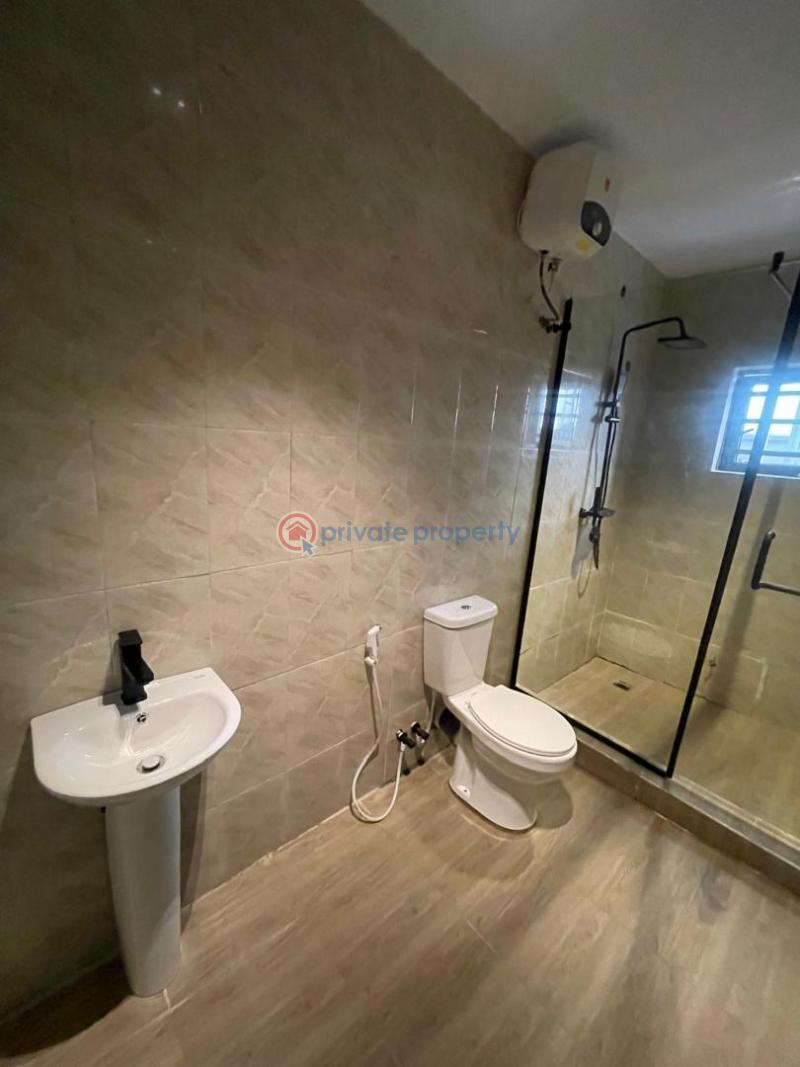 4 bedroom Duplex For Sale Emmanuel Estate, Nihort, Jericho Extension Idishin Ibadan Oyo - 2