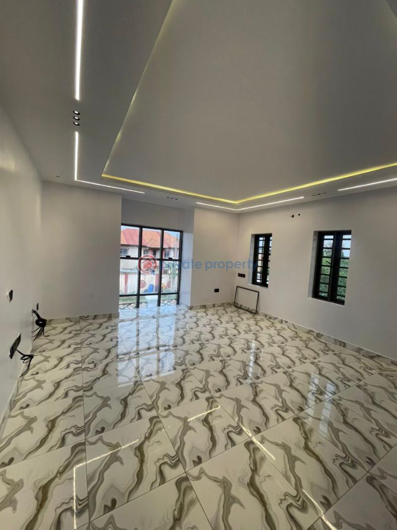 4 bedroom Duplex For Sale Emmanuel Estate, Nihort, Jericho Extension Idishin Ibadan Oyo - 5