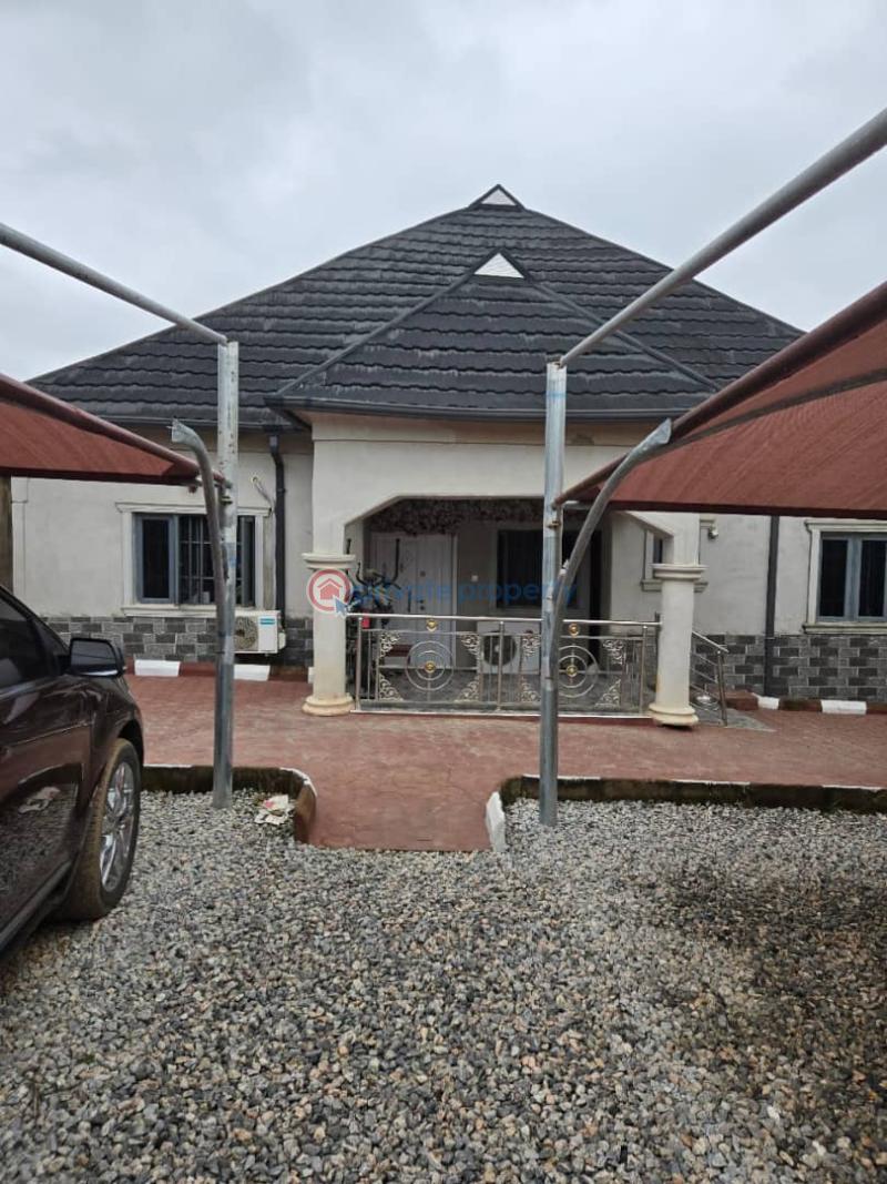 House For Sale Location: Agoro Power Line, Jericho Extension (immediately After Adejumo) Ibadan Oyo - 2
