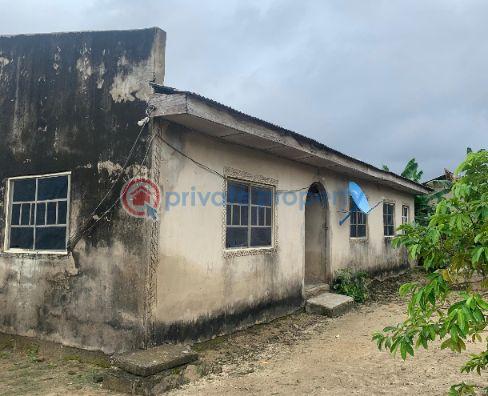 4 bedroom Bungalow For Sale Igbogbo Ikorodu Lagos - 2