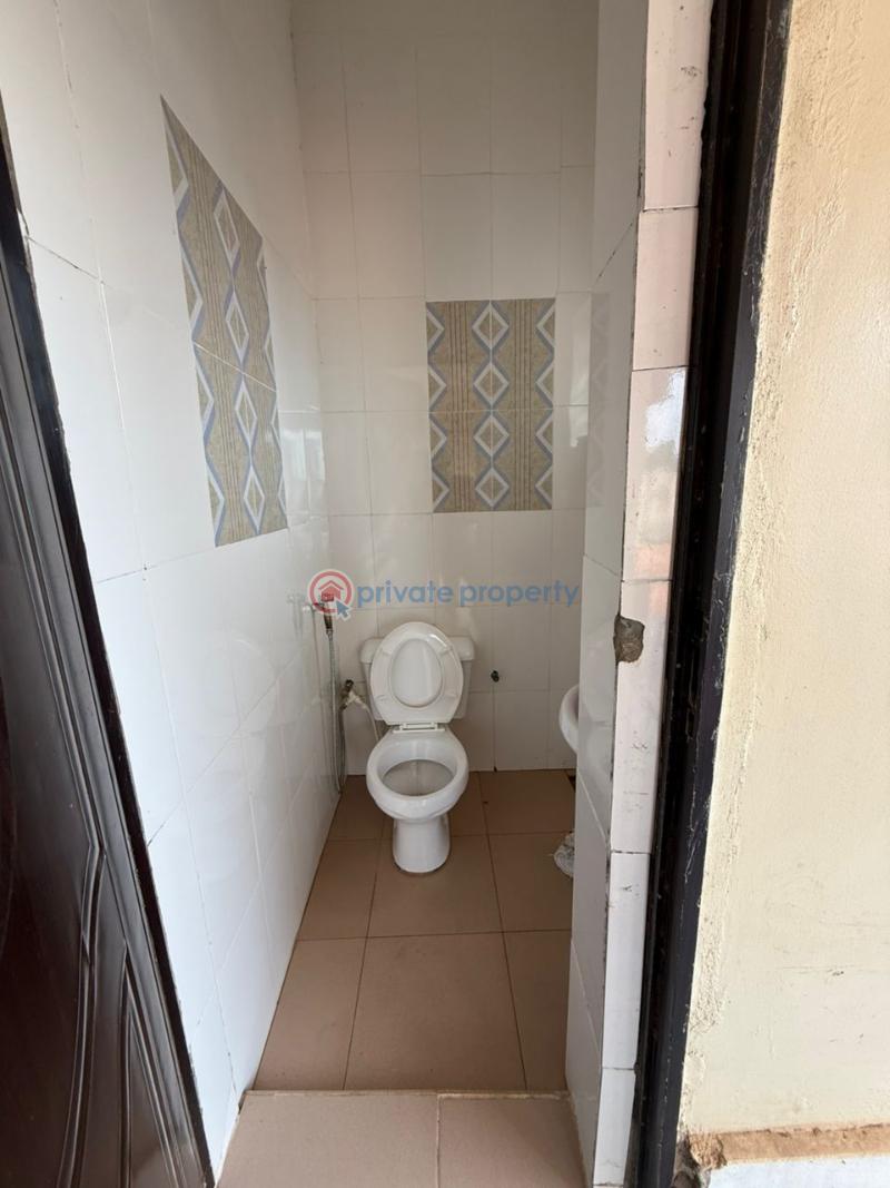 4 bedroom Bungalow For Sale Moganna Akala Express Ibadan Oyo - 10