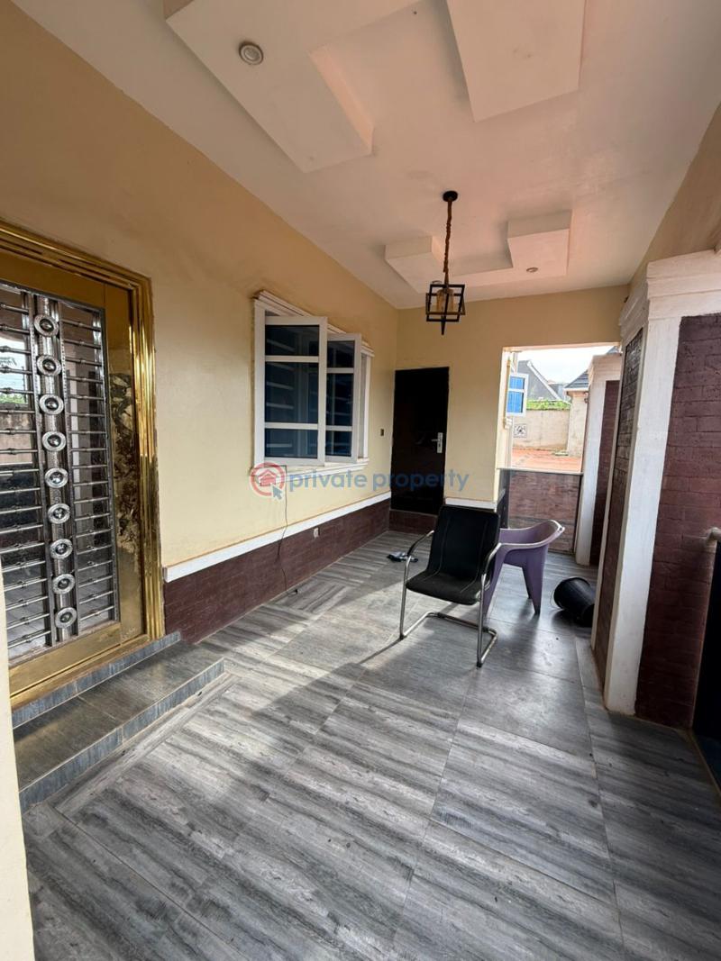 4 bedroom Bungalow For Sale Moganna Akala Express Ibadan Oyo - 9