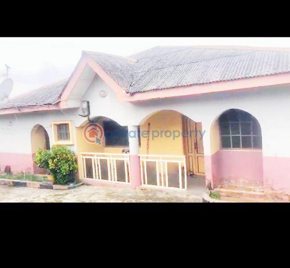 4 bedroom Detached Bungalow For Sale Berger Ojodu Lagos - 2