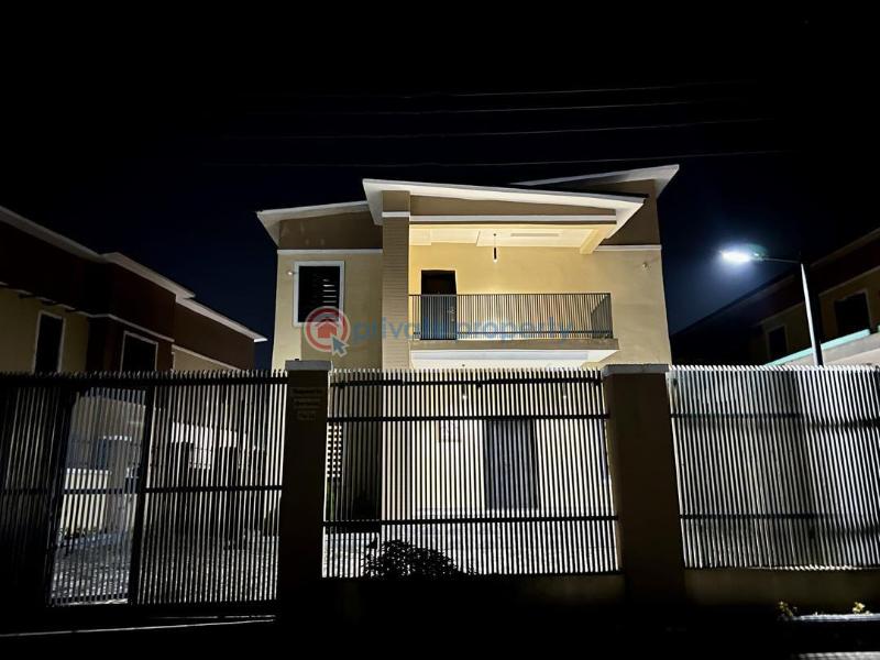 House For Sale Location: S&t Estate, Jericho Gra, Ibadan Ibadan Oyo - 0