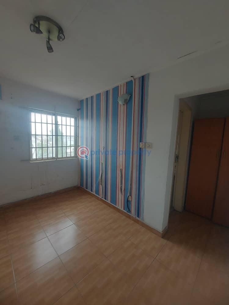 4 bedroom Block Of Flats For Sale Adeniyi Jones Ikeja Lagos - 5