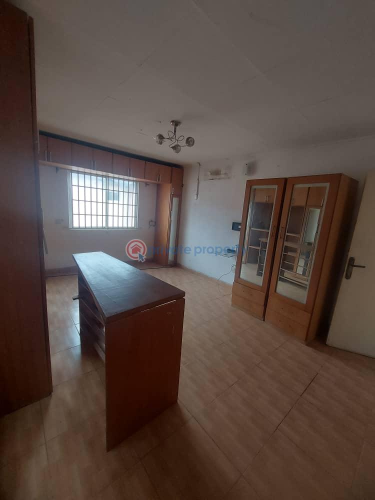 4 bedroom Block Of Flats For Sale Adeniyi Jones Ikeja Lagos - 9