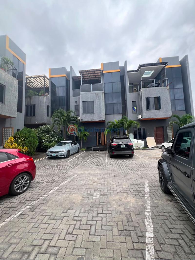 4 bedroom Terraced Duplex For Sale Lekki Phase 1, Lagos Lekki Lagos - 1