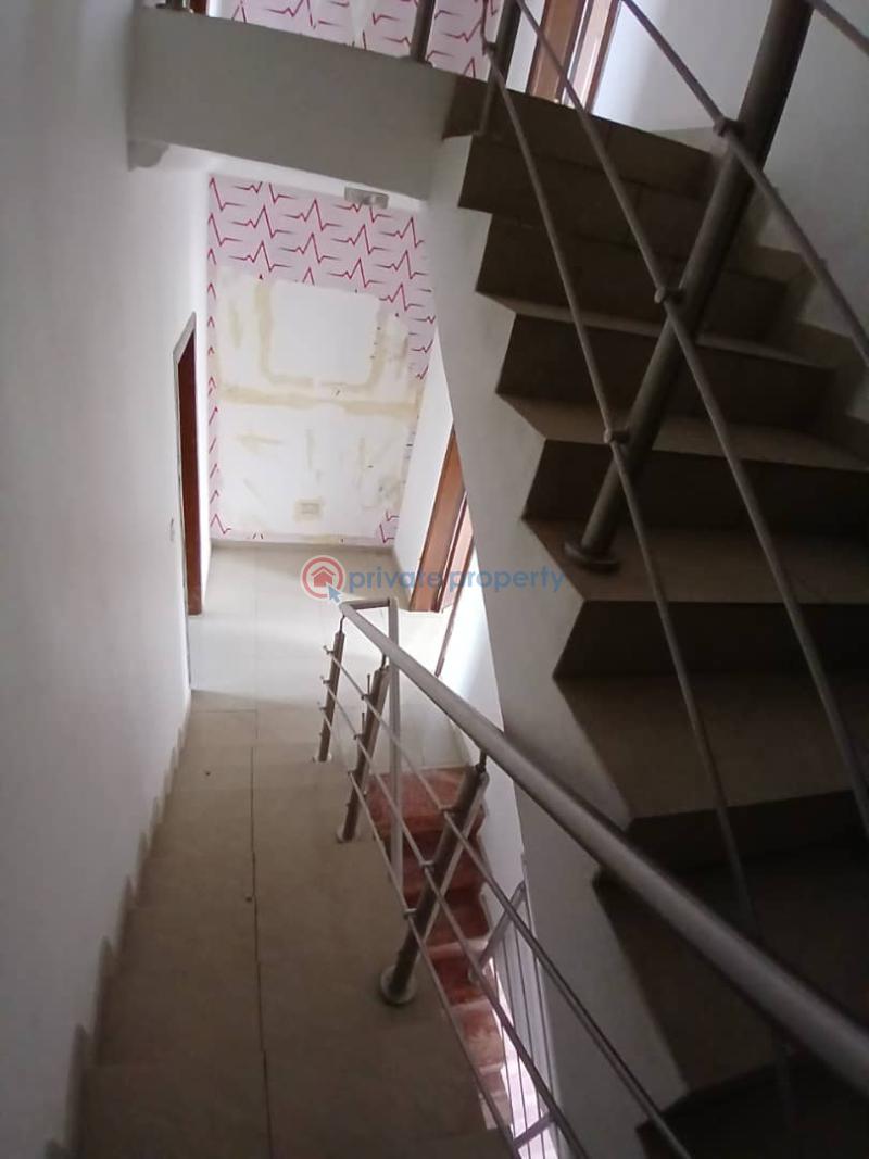 4 bedroom Semi detached Duplex For Sale Estate Osapa Lekki Lagos - 9