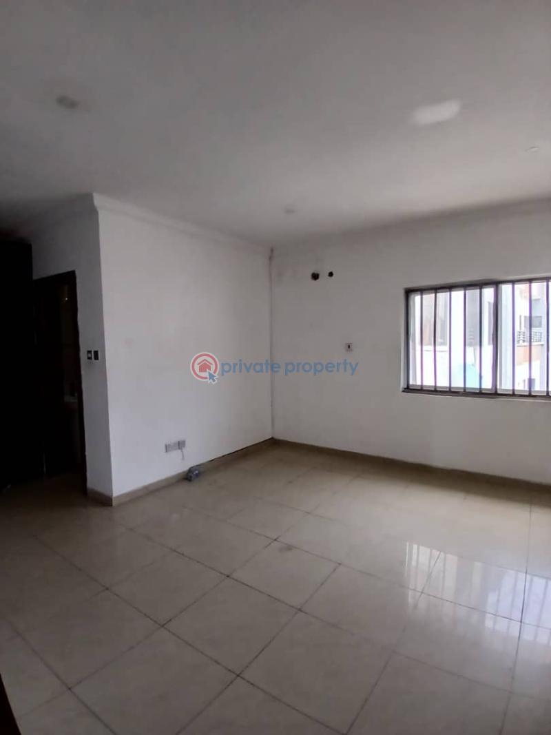 4 bedroom Semi detached Duplex For Sale Estate Osapa Lekki Lagos - 12