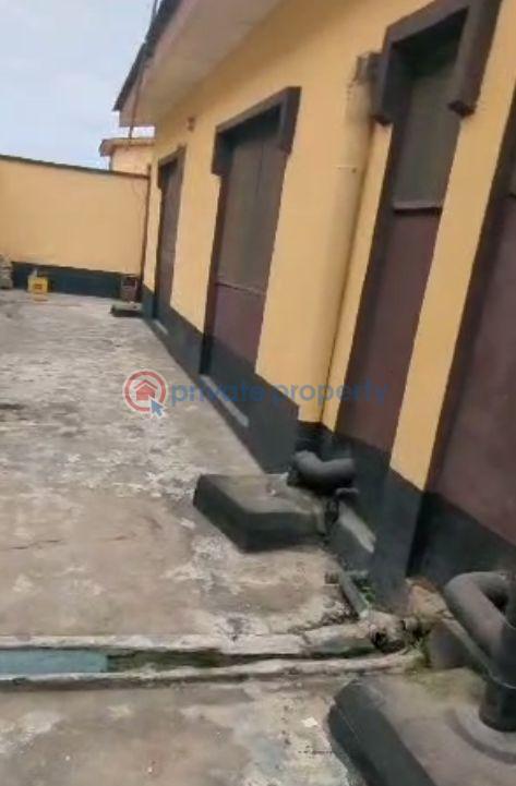Flat & Apartment For Sale Governor's Road Ikotun Ikotun/Igando Lagos - 3