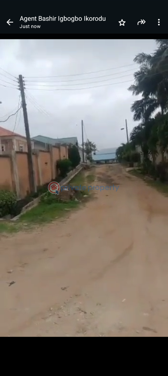3 bedroom Block Of Flats For Sale Igbogbo Ikorodu Lagos - 4