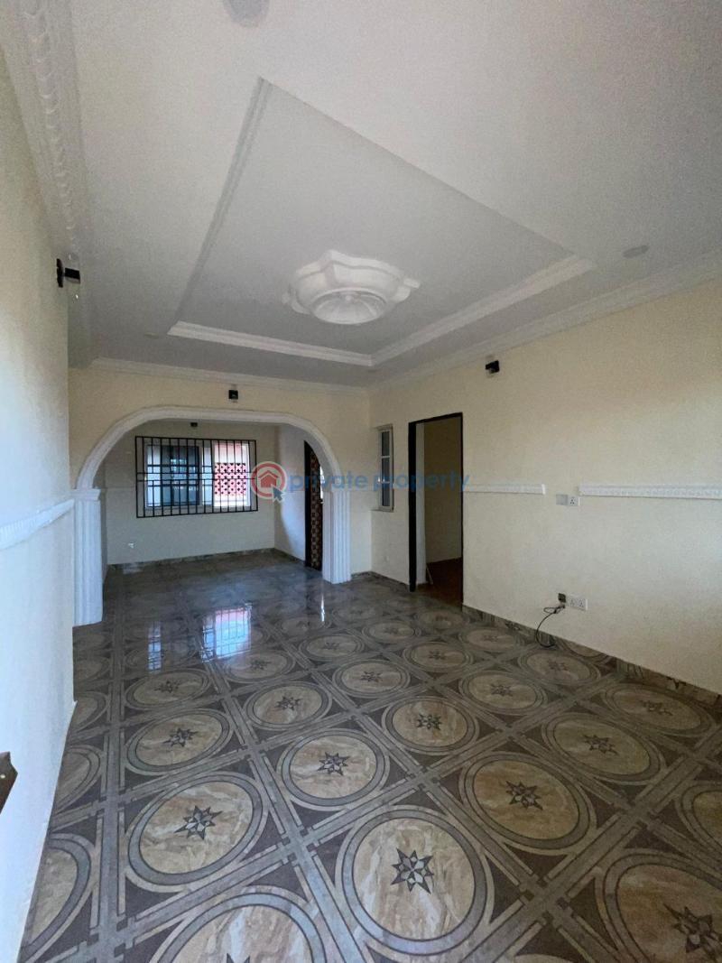 House For Sale Location: Abela Alagutan, Adekotun Street, Ibadan Ibadan Oyo - 6
