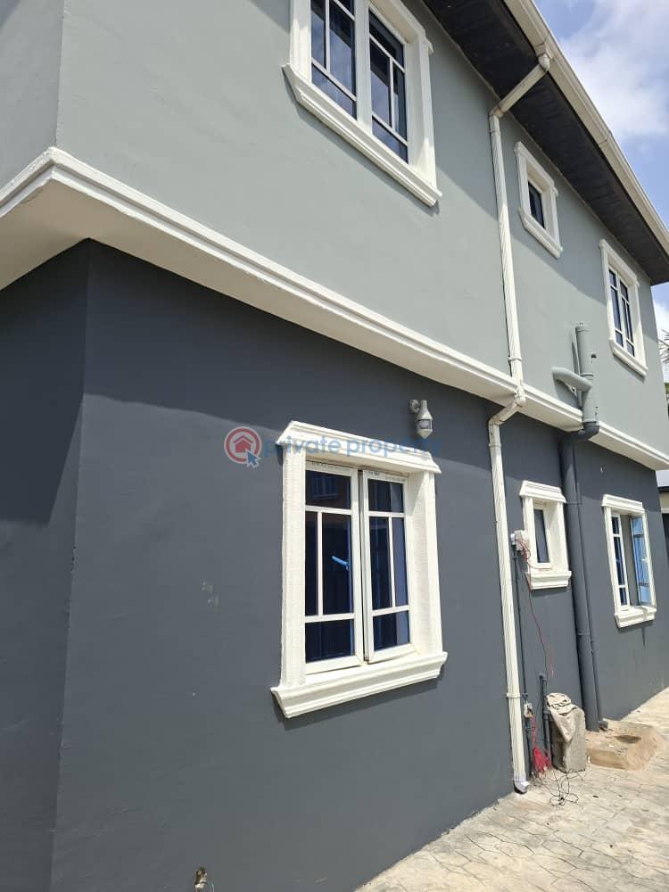 2 bedroom Block Of Flats For Sale Ayobo Ipaja Lagos - 3